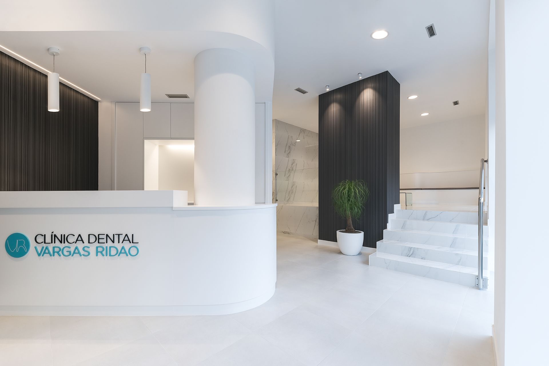 Recepción de la clínica dental en Vigo Vargas Ridao